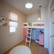 和歌山の家：室内イメージカラー：ピンク・意匠・nikeデザイン